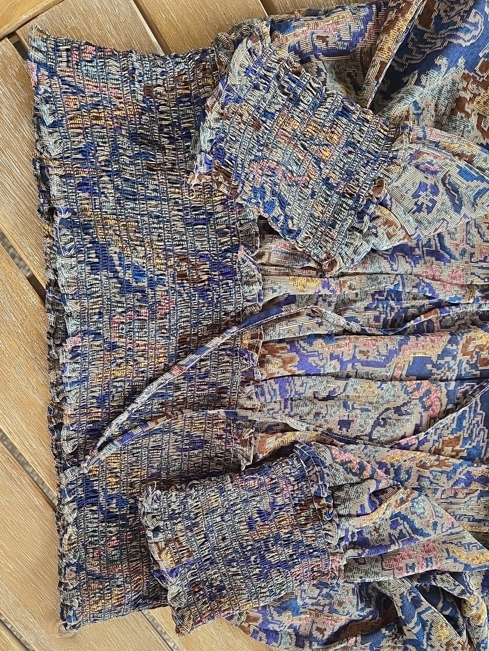 Elan Blue Tapestry Peasant Blouse M Boho Artsy Ruffle Smocked Business Flirty - Picture 5 of 10